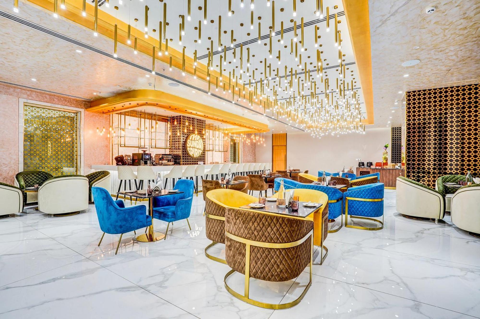 Sunday Hotels And Residences Gurgaon Exterior photo